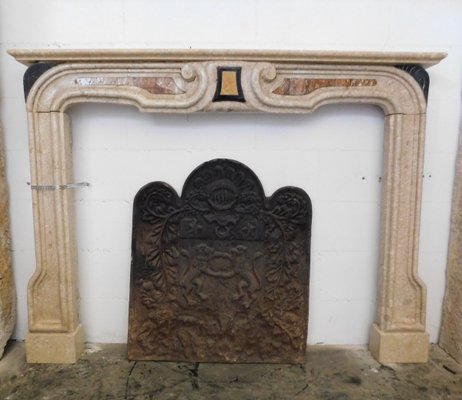 Kaminsims - The Reading Chair