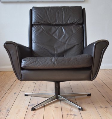 Mid Century Danish Leather Swivel Chair 1960s Mid Century Danish Leather Swivel Chair 1960s
