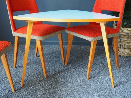 children's dining table and chairs