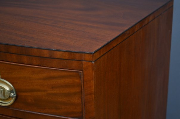 Antique Regency Mahogany Bow Fronted Chest Of Drawers For Sale At