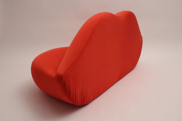 Lips sofa outlet for sale