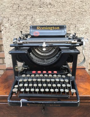 Macchina da scrivere vintage di Remington in vendita su Pamono
