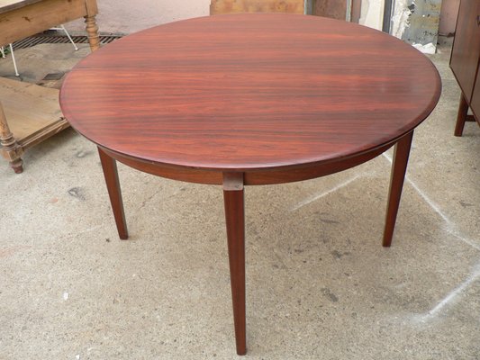 Round Mid Century Scandinavian Rosewood Veneer Extendable Dining Table For Sale At Pamono