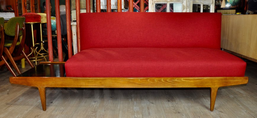 Side sale sofa design
