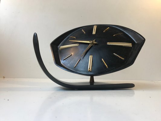 Orologio da tavolo meccanico in bachelite nera di PRIM Clocks, anni '50 in  vendita su Pamono