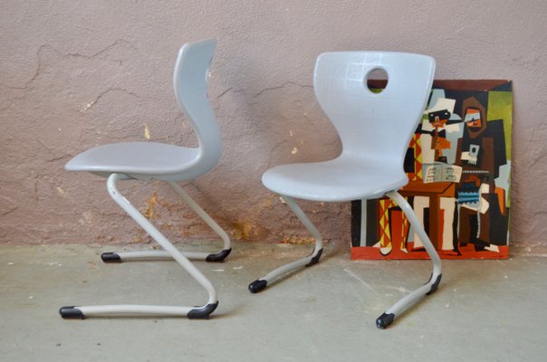 small plastic childrens chairs
