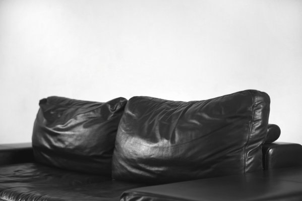 Vintage Sofa By Natuzzi Design Center, Natuzzi Leather Sofa
