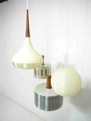 Mid Century Pendant Lamps 1950s Set Of 4 For At Pamono Mid Century Pendant Lamps 1950s Set