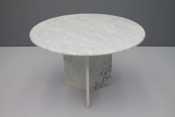 Italian White Carrara Marble Dining Table 1970s Italian White Carrara Marble Dining Table 1970s