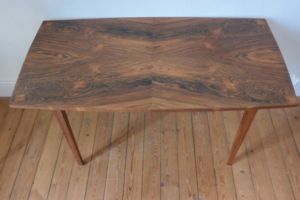 Mid Century Beistelltisch aus Palisander Mid Century Beistelltisch aus Palisander