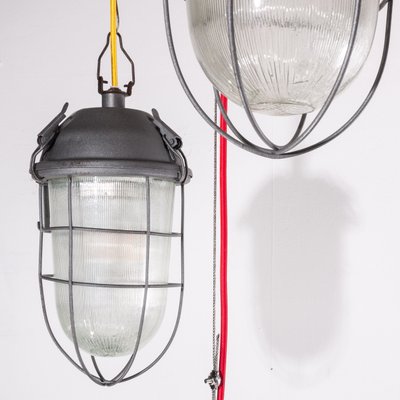 SPUTNIK : Lampe d'atelier E27 avec cage et crochet en métal. Câble