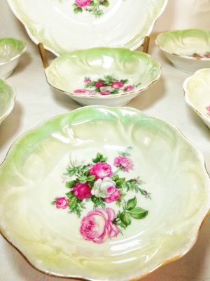 Lot De Vaisselle Ancienne Pour Maison De Poupées - Porcelaine - Espagne XIX-XX