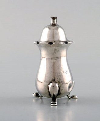 Antique English Silver Pepper Shaker For At Pamono Antique English Silver Pepper Shaker