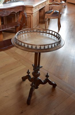 Small Vintage Walnut Tripod Side Table 1930s for sale at Pamono