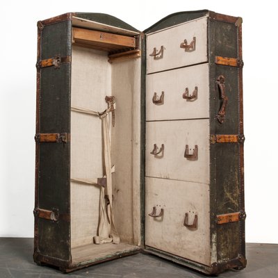 Antique Leather And Metal Traveling Trunk For Sale At Pamono