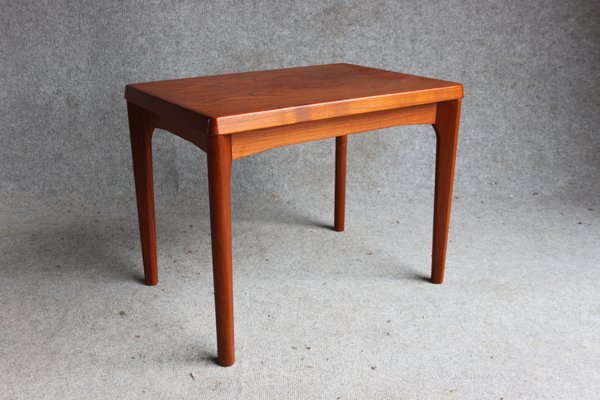 Mid-Century Danish Teak Coffee Table by Henning Kjærnulf for Vejle  Mobelfabrik, 1960s for sale at Pamono