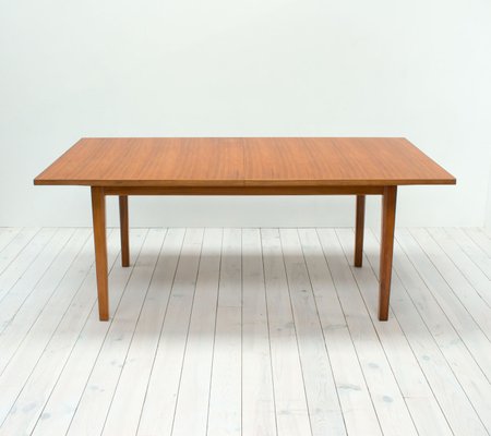 Walnut Extendable Dining Table By W H Russell For Gordon Russell