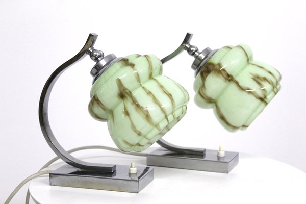 Lampes de Bureau en Chrome Plaqué et en Laiton et en Verre Opalin Marbré, années 30, Set de 2 Lampes de Bureau en Chrome Plaqué et en Laiton et en Verre Opalin Marbré, années 30, Set de 2