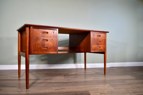 Danischer Schreibtisch Aus Teak 1960er Bei Pamono Kaufen