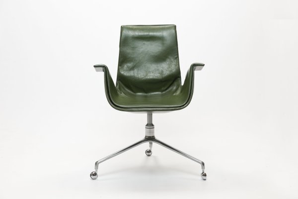 Green Leather Tulip Swivel Chair By Preben Fabricius Jørgen Tulip Swivel Chair By Preben Fabricius
