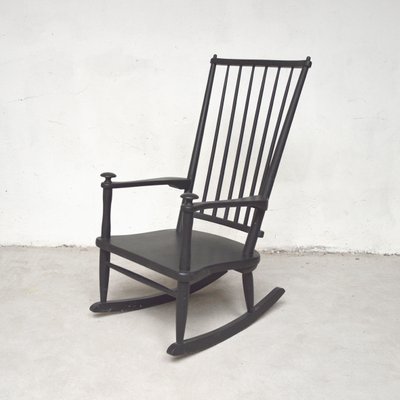 Sedia a dondolo vintage, Svezia, anni '60 in vendita su Pamono Sedia a dondolo, Scandinavia, anni '60 in vendita su Pamono
