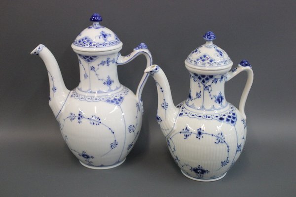 No 518 Porcelain Coffee Pot By Arnold King For Royal Copenhagen 1966 For Sale At Pamono