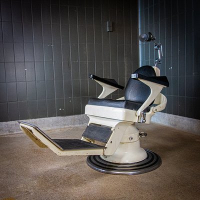 Vintage Dentist Chair 1950s for sale at Pamono