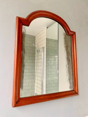 Antiker Wandspiegel Mit Holzrahmen