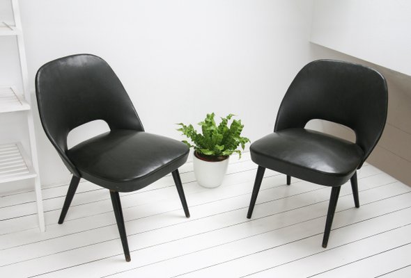 small lounge chairs