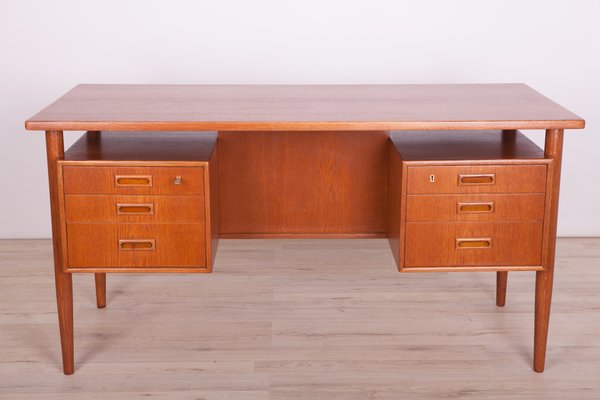 Freistehender Schreibtisch Aus Teak Von A Vodder 1960er Bei