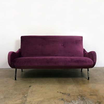divano in velluto viola italia anni 50