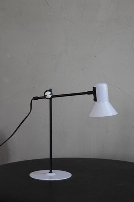 LAMPE DE BUREAU LUMIE DESK LAMP, fournie une lumière naturelle