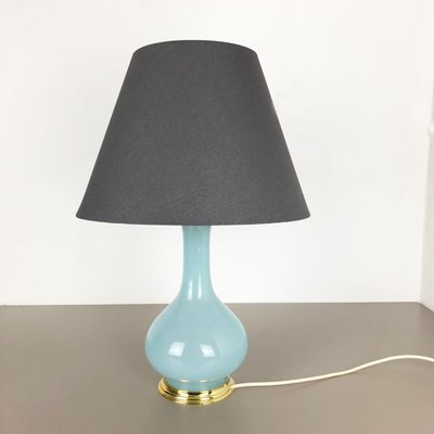 loterij over muur Mid-Century Italian Opaline Murano Glass Table Lamp from Cenedese Vetri for  sale at Pamono