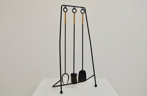 Wrought Iron And Rattan Fireplace Tools 1960s Set Of 4 For Sale