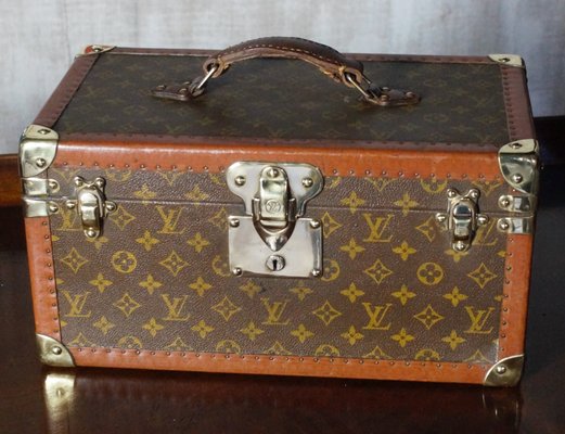 louis vuitton vanity trunk price