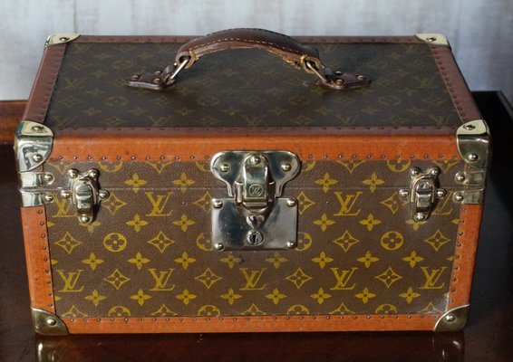 louis vuitton vanity trunk price