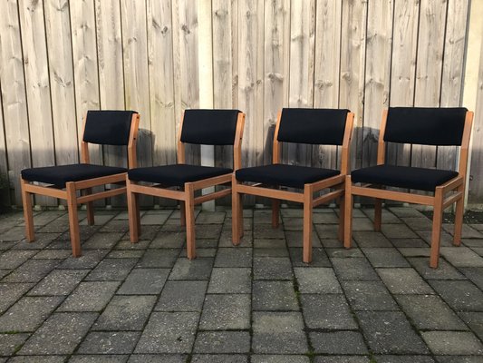 Chaises De Salle A Manger Modele Sa07 Serie Japonaise Par Cees