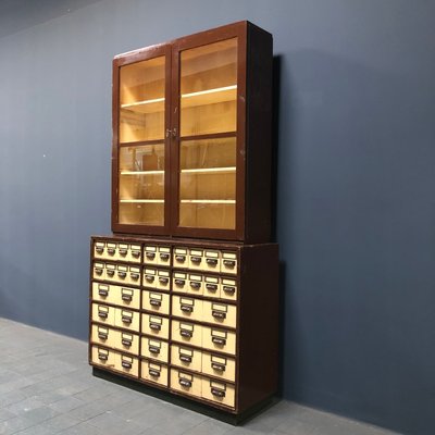 Vintage German Pharmacy Cabinet 1940s Bei Pamono Kaufen
