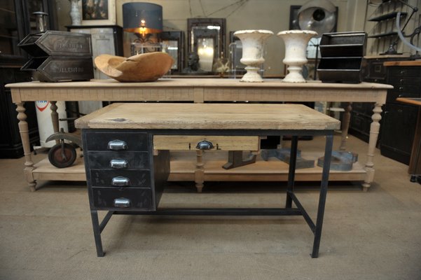 Bureau Industriel En Metal Et Chene 1950s En Vente Sur Pamono
