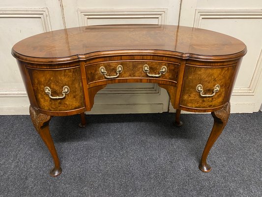 Queen Anne Style Burl Walnut Kidney Dressing Table 1920s For Sale