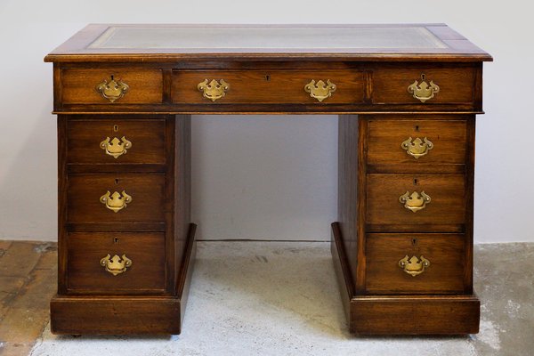 Small Antique Edwardian Oak And Leather Desk For At Pamono Antique Edwardian Oak And Leather Desk