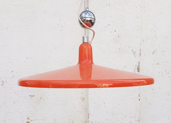 Große orangefarbene Mid Century Modell Manta Deckenlampe von Franco Bresciani für Guzzini, 1970er Große orangefarbene Mid Century Modell Manta Deckenlampe von Franco Bresciani für Guzzini, 1970er