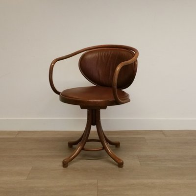 Bentwood No 5501 Swivel Desk Chair By Thonet For Ton 1960s For Sale At Pamono