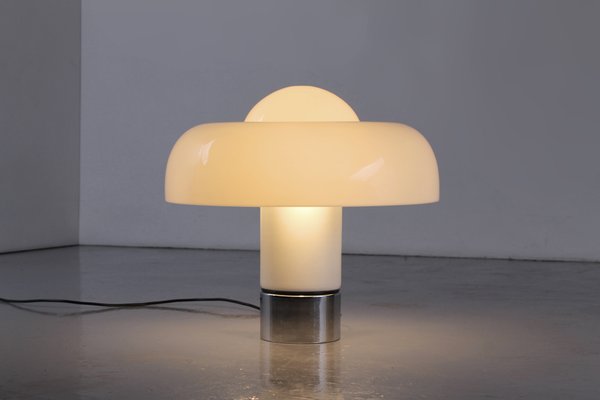 guzzini table lamp