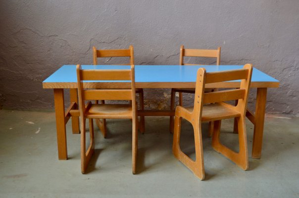 childs table chairs