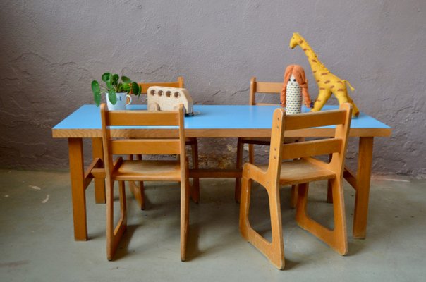 childrens table