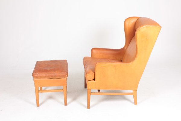Mid Century Danish Patinated Leather Lounge Chair And Ottoman Set - Mid Century Modern Lounge Chair And Ottoman Set Wood Leather Mid Century Danish Patinated Leather Lounge Chair And Ottoman Set - Mid Century Modern Lounge Chair And Ottoman Set Wood Leather