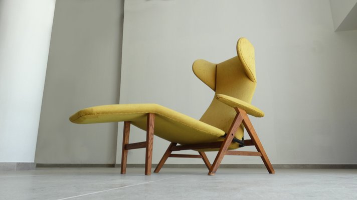 chaise armchair