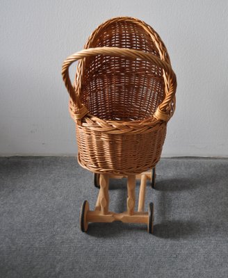 Antiker Korbgeflecht Spielzeug Kinderwagen bei Pamono kaufen