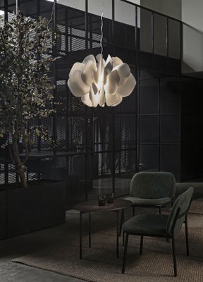 White Nightbloom Hanging Lamp by Marcel Wanders for sale at Pamono